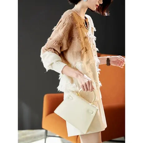 宝诗黎【新品价188元】V领亮丝慵懒毛衣AIS5002商品大图