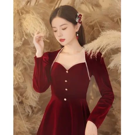 敬酒服大气新娘高级感订婚连衣裙结婚红色丝绒礼服女长袖冬季长款商品大图