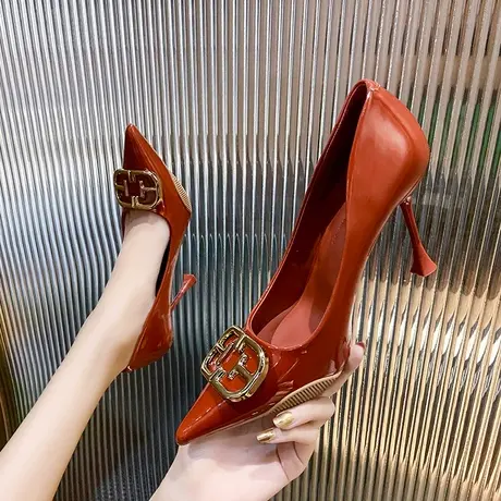 2023年夏季新款气质性感职业单鞋女细跟尖头浅口百搭金属扣高跟鞋图片