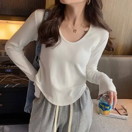 弧形下摆长袖T恤女2023秋季新款修身韩版短款内搭V领打底衫上衣服图片