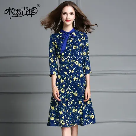 【1件7.9折】冬装新品时尚系带立领修身A裙收腰七分袖印花连衣裙商品大图