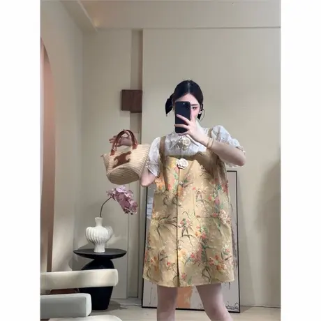 大码女装设计感假两件背带连衣裙拼接提花遮肚子黄色短袖夏季2025图片