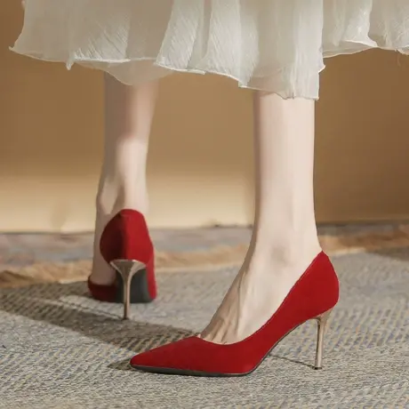 尖头红色高跟鞋女细跟2023年春季新款性感新娘婚纱秀禾服结婚单鞋图片