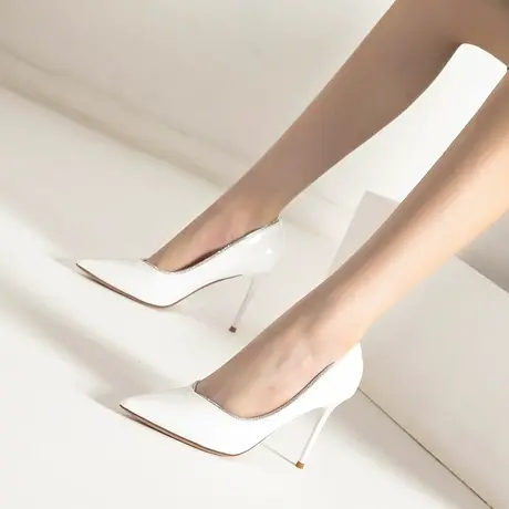 高跟鞋女春季2023年新款软皮职业尖头鞋细跟性感水钻显瘦气质单鞋图片