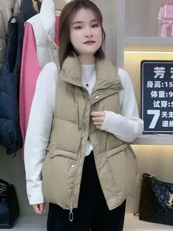 不规则口袋羽绒棉马甲女时尚宽松显瘦坎肩背心欧货保暖外套ins潮图片