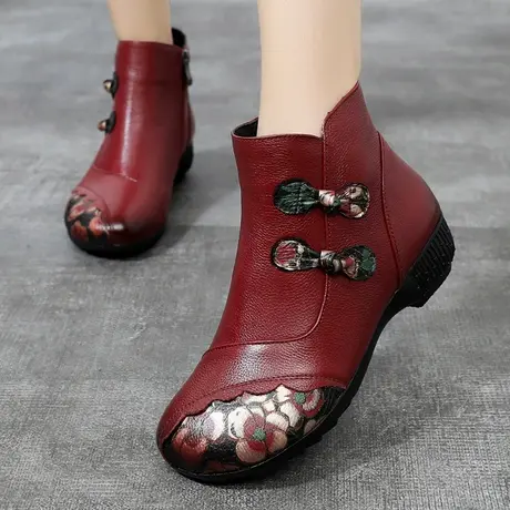 民族风新款舒适软底短靴2023新款冬季大码女靴41一43平底妈妈皮靴商品大图