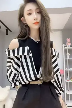 时尚女装假两件条纹衬衫女设计感小众夏季短款别致露肩上衣衬衣潮商品大图