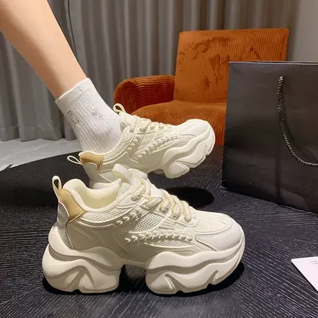 潮牌纯色老爹鞋女秋冬季新款小个子增高厚底休闲加绒小白运动鞋子图片