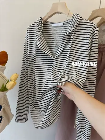 美式复古经典万搭款 兜帽条纹宽松休闲长袖T恤女百搭显瘦打底衫秋图片