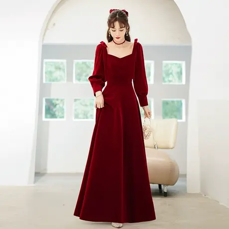 酒红色丝绒晚礼服女敬酒服新娘冬季长袖加厚平时可穿订婚连衣裙图片
