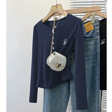 美式纽扣排扣紧身长袖T恤2024春季款修身薄款打底衫女辣妹百搭款商品大图