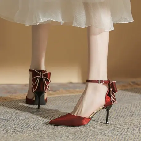 一字扣带职业高跟鞋女2023年春季新款气质尖头百搭蝴蝶结细跟单鞋图片