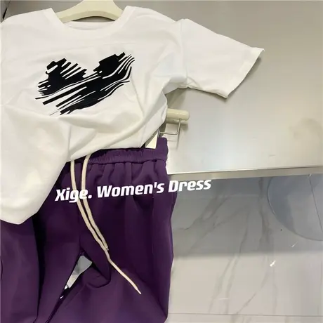 涂鸦植绒爱心短袖T恤女百搭宽松ins潮基础显瘦圆领内搭白体恤上衣商品大图