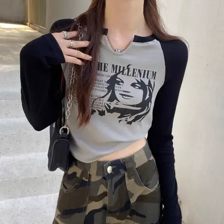 美式ins潮牌插肩长袖T恤女秋季韩版修身撞色拼接内搭短款打底上衣图片