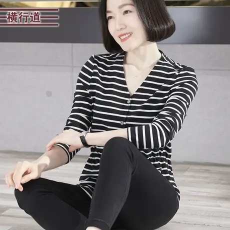 2025新款春装V领条纹收腰长袖开衫女装海军风大码妈妈莫代尔上衣商品大图