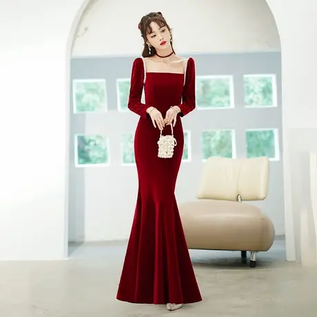 红色鱼尾修身晚礼服裙女宴会气质年会长袖2023新款敬酒服新娘冬季图片