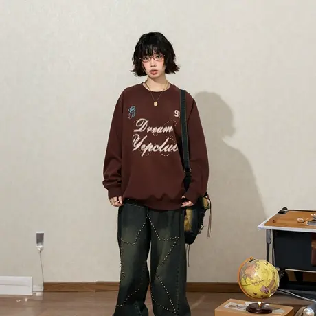 YEP雅丹风铆钉复古字母卫衣女春秋2025新款套头宽松圆领无帽上衣商品大图