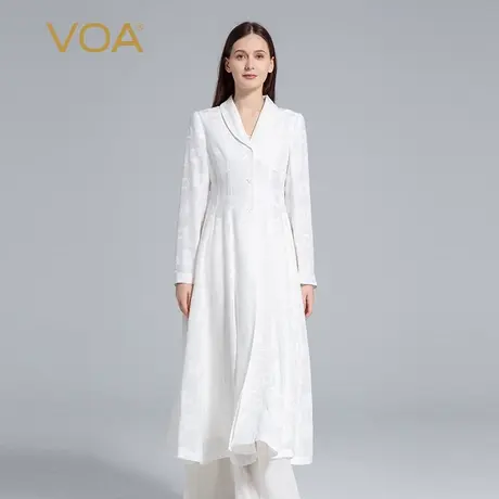 VOA真丝提花玉白色青果领塔克褶设计三粒扣修身气质中长款风衣女图片