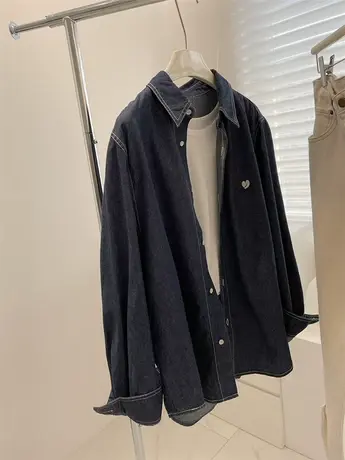 爱心刺绣深蓝色牛仔衬衫！春秋复古百搭宽松显瘦长袖衬衣薄外套女商品大图