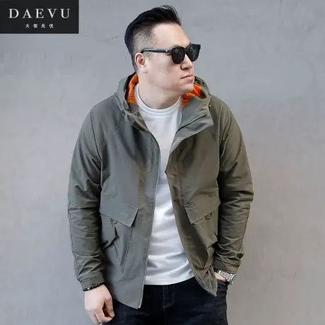 春秋新款户外工装大号潮胖子加肥加大码男士短款连帽夹克外套风衣商品大图