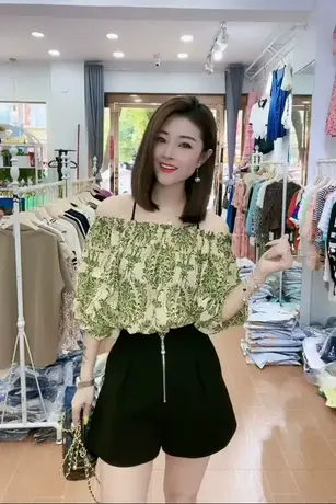 设计感一字肩碎花雪纺衬衫女夏季新款泡泡袖印花宽松显瘦露肩上衣商品大图