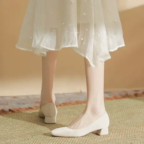 方头粗跟单鞋女2024年春季新款软皮职业工作鞋复古气质浅口高跟鞋商品大图