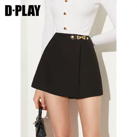 DPLAY春新款ol通勤风金属扣不规则搭片设计高腰黑色短裤商品大图