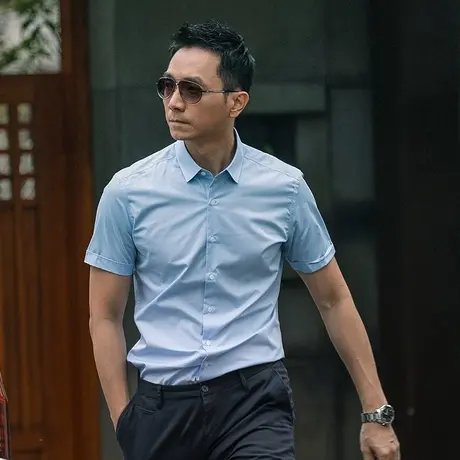 Seno夏季男士衬衫衬衣浅蓝帅气修身半袖休闲纯色短袖衬衫商品大图