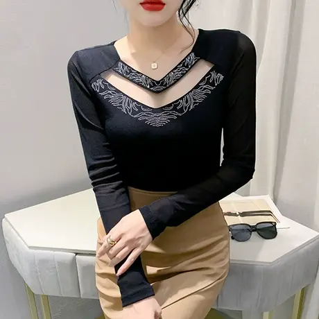 性感镂空V领长袖T恤女2023秋季新款时尚网纱打底衫别致烫钻上衣潮商品大图