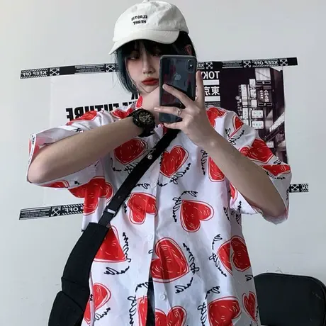 日系衬衫女夏季宽松韩版复古港味设计感小众洋气法式短袖别致上衣图片