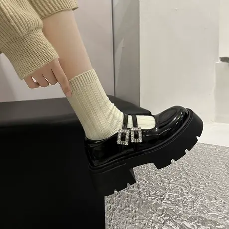 气质玛丽珍小皮鞋女2024年春季新款水钻高级感粗跟高跟配裙子单鞋图片