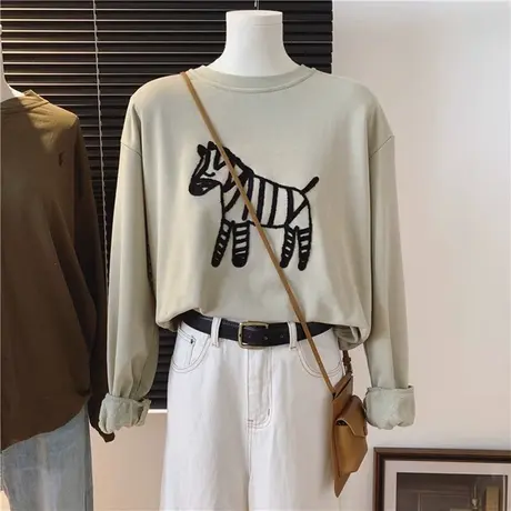 斑马刺绣长袖T恤女秋装宽松百搭休闲韩版纯棉上衣内搭打底衫ins潮图片