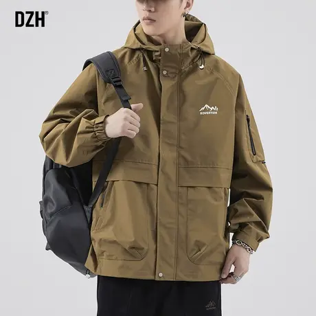 男士卡其色冲锋衣潮牌男休闲工装外套秋季2023新款痞帅男装登山服商品大图