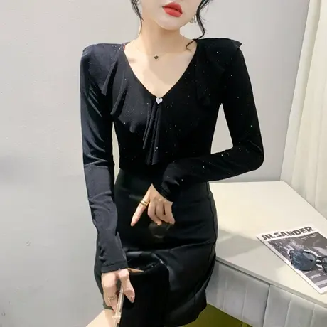 设计感爱心镶钻长袖打底衫网纱镂空V领荷叶边洋气内塔T恤女上衣潮图片