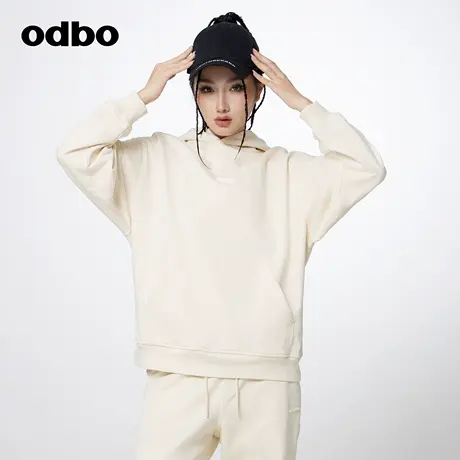 odbo/欧迪比欧原创设计休闲气质连帽长袖卫衣女秋冬2023新款上衣图片