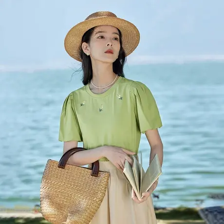 茵曼清新百搭T恤2023夏女装新款纯色修身显瘦圆领泡泡袖绣花上衣图片