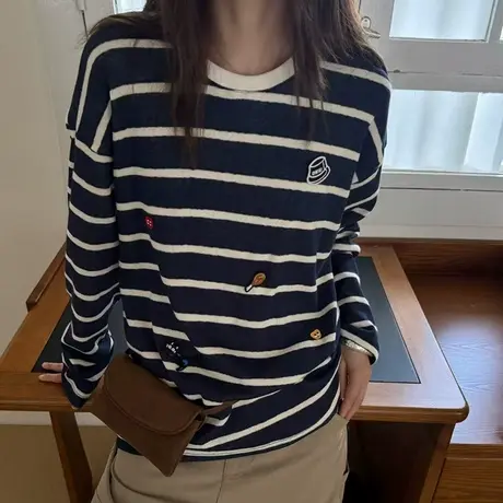 2025秋季新款卡通刺绣拼色条纹长袖T恤女欧货宽松精致洋气上衣潮商品大图