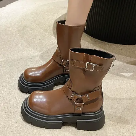 小众秋天洋气小短靴女士2023年新款复古美式皮带扣帅气机车靴潮图片