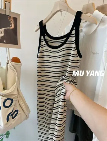 弥散慵懒~韩国秋冬 含羊毛条纹撞色肩带针织裙过膝毛衣裙百搭上衣图片