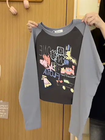 红续手绘涂鸦卡通插肩短款长袖T恤女日系学院风内搭上衣秋冬新款商品大图