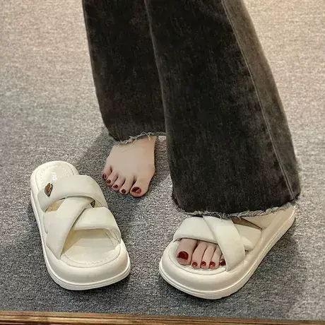 厚底凉拖鞋女2024新款夏季外穿沙滩一字拖网红爆款交叉时尚拖鞋图片