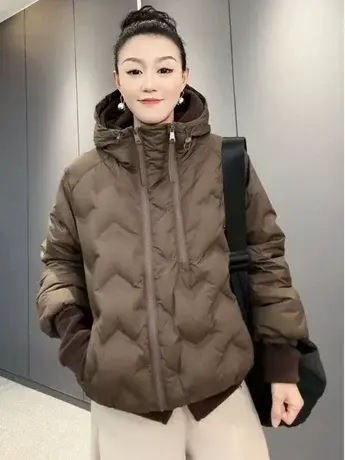 连帽双拉链羽绒服上衣时尚短款美拉德显瘦2023冬季新款保暖外套潮图片