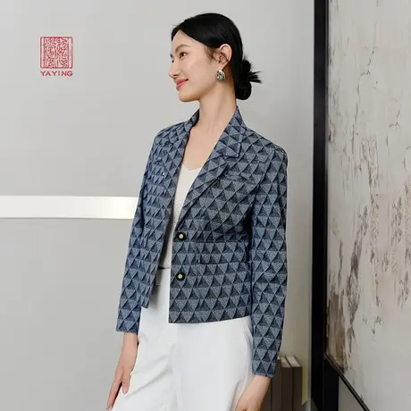 EP雅莹高端系列 立体几何时尚翻领设计西服 2023新款1217A商品大图