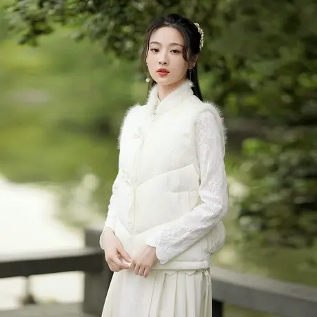素飞新中式马甲加棉保暖水貂毛白色背心秋冬新款盘扣复古上衣茶服图片
