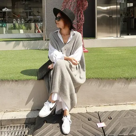 无袖背心女2019春秋宽松v领中长款过膝毛衣套头马甲针织衫背带裙图片