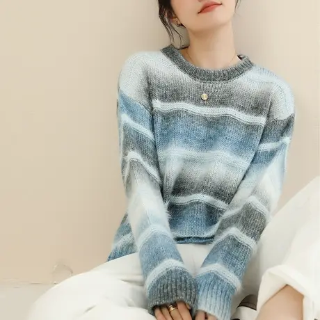 新品8.5折】圆领休闲套头加厚毛衣女宽松软糯条纹打底衫商品大图