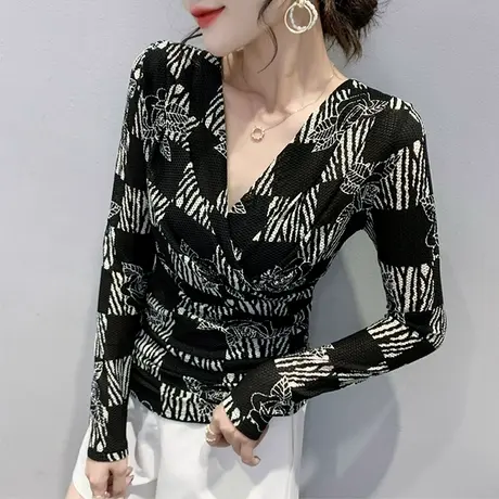 复古气质V领打底衫女2023春秋新款时尚洋气撞色上衣设计感长袖T恤图片