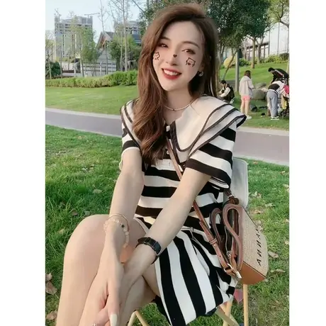 大码女装夏款胖mm洋气减龄条纹中长款短袖T恤裙子女上衣韩版200斤图片