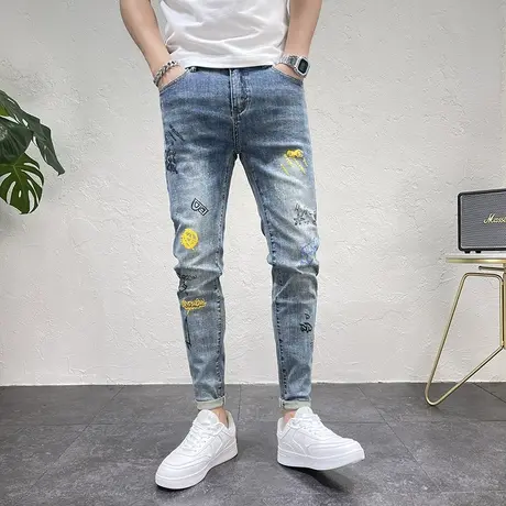 2023秋冬新款烫印涂鸦牛仔裤男潮韩版修身小脚裤个性百搭铅笔长裤图片