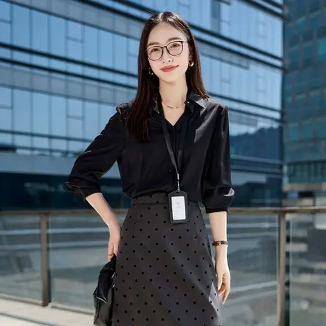 娅丽达高级职业缎面黑色衬衫女秋季新款女装翻领垂感显瘦气质衬衣商品大图